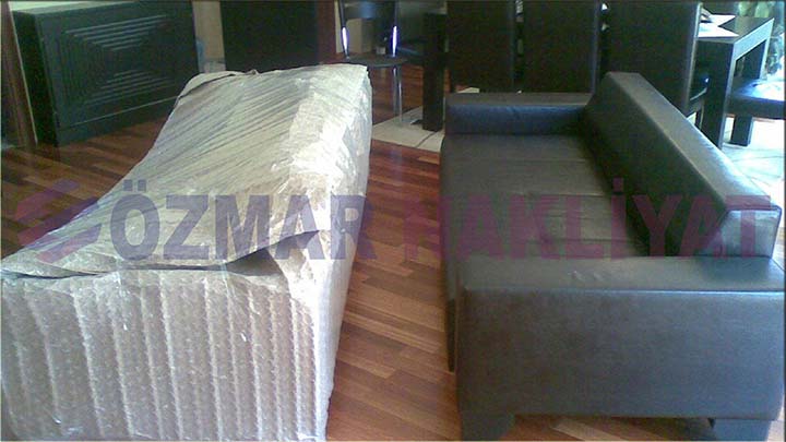 Balonlu naylon ile kırılacak eşya koruma